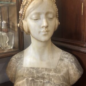 busto di marmo